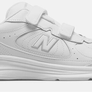 New Balance MW577VW Men’s Walking Shoes Size 9 White NWT No Box Sneakers Casual